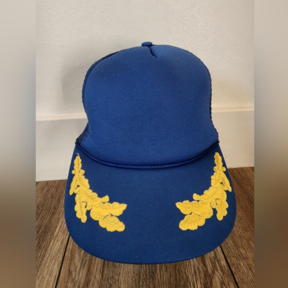 Vintage Blue and Yellow Embroidered Men's Trucker Hat